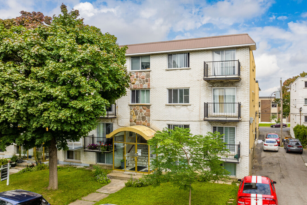 7781 D'Avrillé Av in Montréal, QC - Building Photo