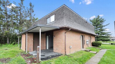 2483-2539-2539 Courtright Rd in Columbus, OH - Building Photo - Building Photo