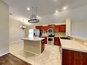 1117 Luckenbach Dr in Forney, TX - Foto de edificio - Building Photo