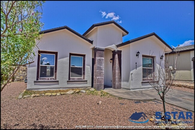 452 Isaias Ave. in El Paso, TX - Building Photo - Building Photo