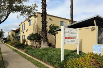 Jamacha Apartments in El Cajon, CA - Foto de edificio - Building Photo