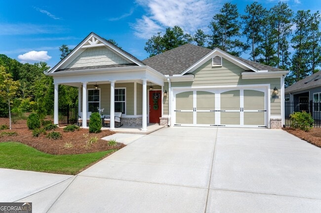 property at 7 Hickory Br
