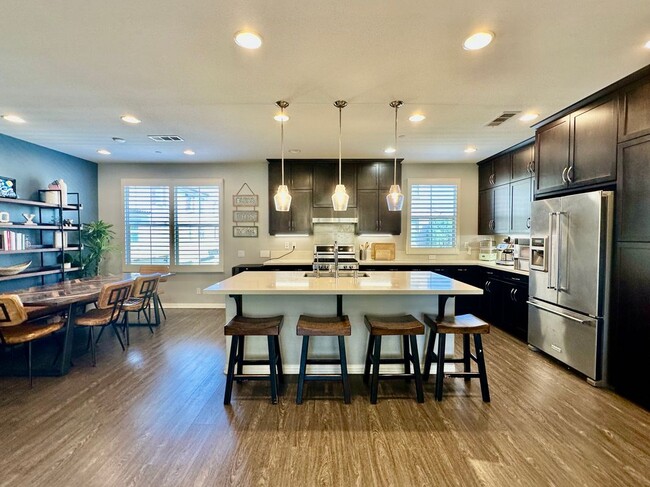 188 Capricorn in Irvine, CA - Building Photo - Building Photo