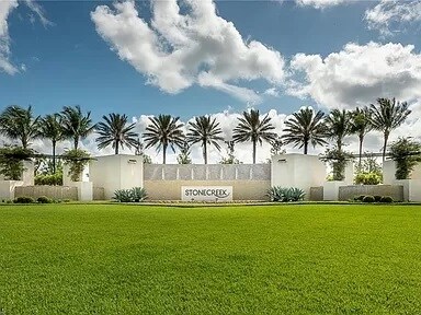 4516 Aurora St in Naples, FL - Building Photo