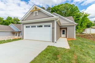 4646 Heiskell Dr in Chattanooga, TN - Building Photo