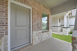 8043 Cypress Bonsai Dr in Cypress, TX - Foto de edificio - Building Photo