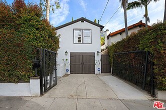 9023 Phyllis Ave in West Hollywood, CA - Building Photo - Building Photo