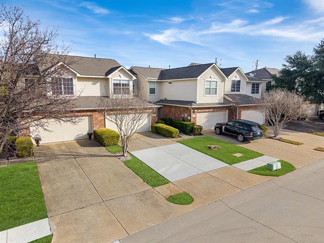 4561 Woodsboro Ln in Plano, TX - Building Photo