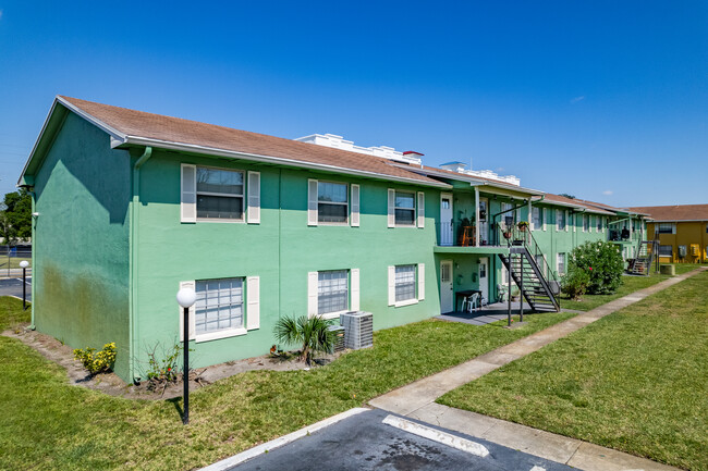 Weatherly Condominiums in Orlando, FL - Foto de edificio - Building Photo