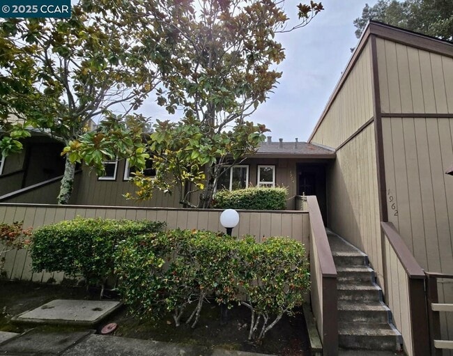 property at 1964 Ascot Dr