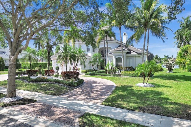 10457 Laurel Rd in Davie, FL - Building Photo - Building Photo