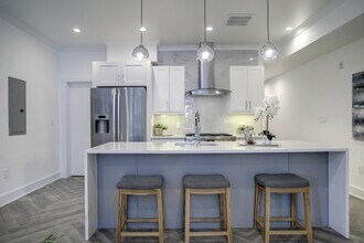 2429 Ontario Rd NW in Washington, DC - Building Photo - Building Photo