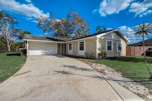 7326 Lake Floy Cir in Orlando, FL - Building Photo