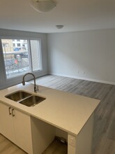 1330 Creekway Pvt in Ottawa, ON - Building Photo - Building Photo