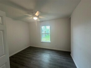 5962 Belcrest St in Houston, TX - Building Photo - Building Photo