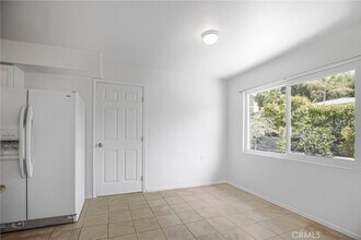 10410 Mountair Ave in Los Angeles, CA - Building Photo - Building Photo