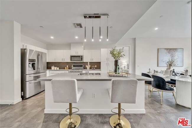 4140 Glencoe Ave in Marina Del Rey, CA - Building Photo - Building Photo