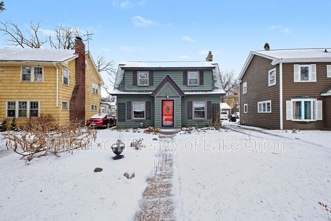 24 Utica Rd in Pontiac, MI - Building Photo - Building Photo