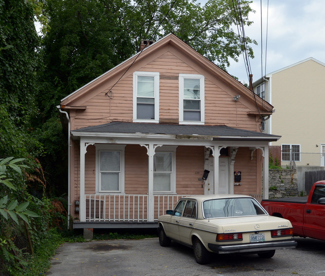 128-130 Silver Spring St in Providence, RI - Building Photo - Building Photo