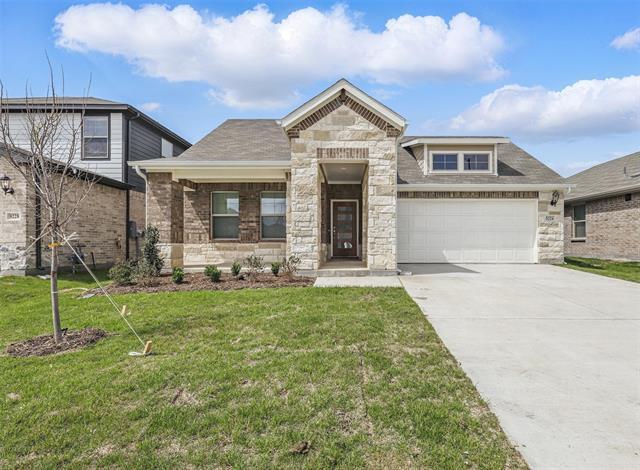 9224 Horse Herd Dr in Fort Worth, TX - Foto de edificio - Building Photo