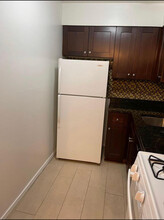 3700 N Pine Grove Ave, Unit ONE BED in Chicago, IL - Building Photo - Building Photo