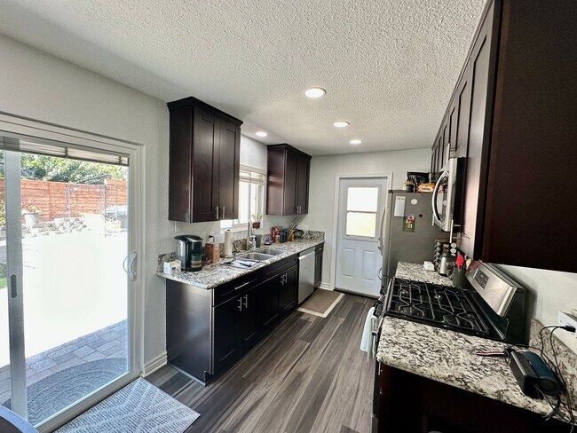 2843 Emerald Dr in Oceanside, CA - Building Photo - Building Photo