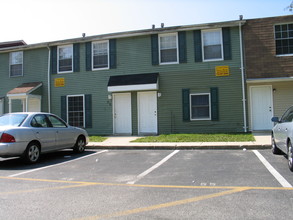 Beau Rivage Dr in Glassboro, NJ - Building Photo - Building Photo