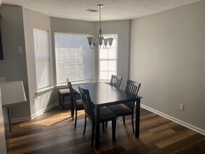 3683 Old Ferry Rd in Martinez, GA - Foto de edificio - Building Photo