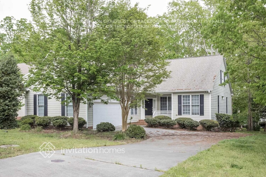 223 Loblolly Dr in Durham, NC - Building Photo