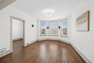 1910 S Harvey Ave in Berwyn, IL - Building Photo - Building Photo