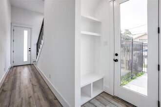 950 Fisher St in Houston, TX - Building Photo - Building Photo