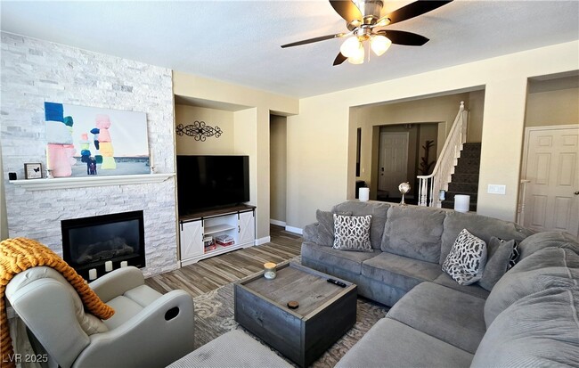 property at 9195 Arbor Glen St