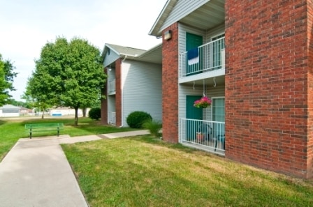 The Highlands in Lebanon, MO - Foto de edificio - Building Photo