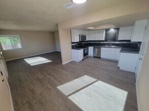 2975 Aladdin Dr in Lake Havasu City, AZ - Building Photo - Building Photo