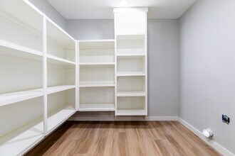 9529 Fairland Dr in Houston, TX - Building Photo - Building Photo