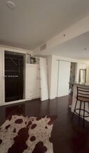 2740 SW 28th Terrace in Miami, FL - Building Photo - Building Photo