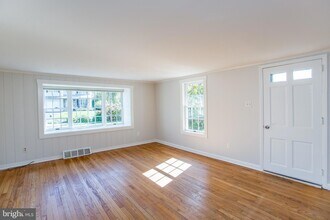 766 Sergeantsville Rd in Stockton, NJ - Building Photo - Building Photo