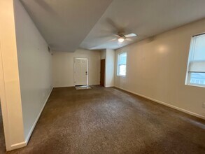 106 E 11th Ave-Unit -106 E. 11th Ave Apt A in Columbus, OH - Building Photo - Building Photo