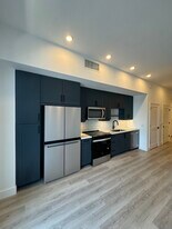 65 NW 31st St, Unit OA2 in Miami, FL - Building Photo
