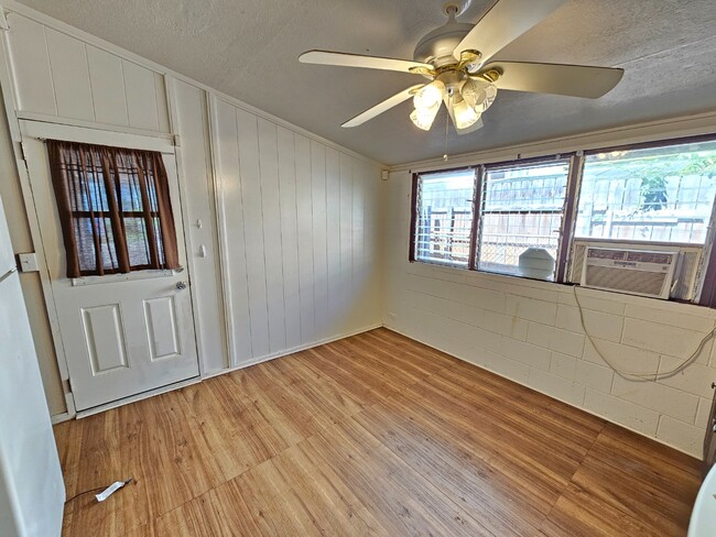 property at 1050 Aheahe Ave