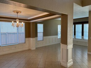 1849 Alexander Way in Brentwood, CA - Building Photo - Building Photo