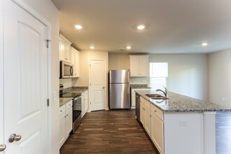 6018 Mason Tucker Dr in Inman, SC - Building Photo - Building Photo