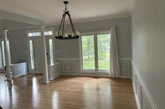 3359 Roundtree Estates Ct in Falls Church, VA - Building Photo - Building Photo