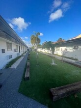 2221 Monroe St Apts I LLC in Hollywood, FL - Building Photo - Building Photo