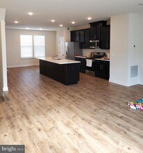 2204 Shadmoor Dr in Fredericksburg, VA - Building Photo - Building Photo