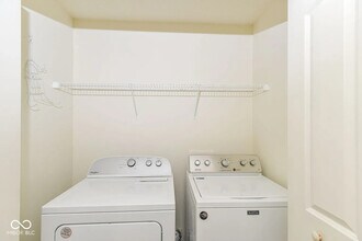 9651 Calamus Dr in Noblesville, IN - Building Photo - Building Photo