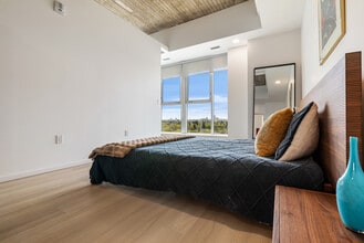Inglewood Lofts in Edmonton, AB - Building Photo - Building Photo