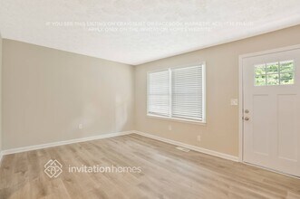 133 Rosewood Dr in Dallas, GA - Foto de edificio - Building Photo