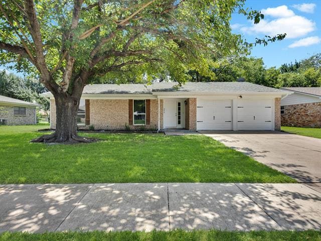 property at 705 Sue Ann Ln