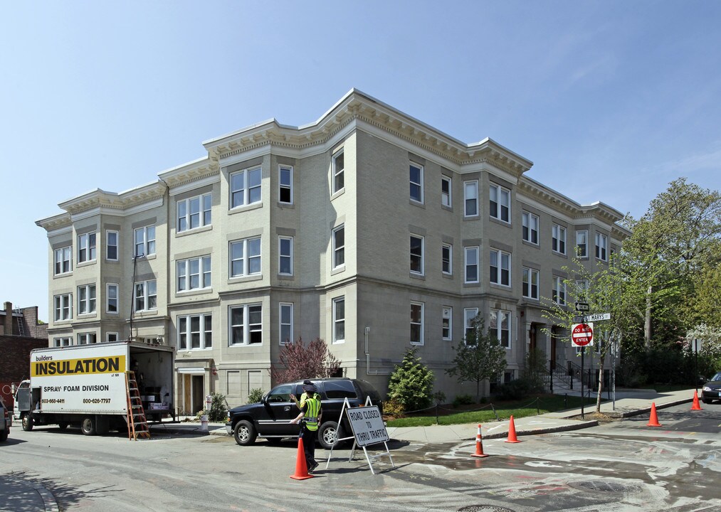 80 - 82 Ivy St in Brookline, MA - Foto de edificio